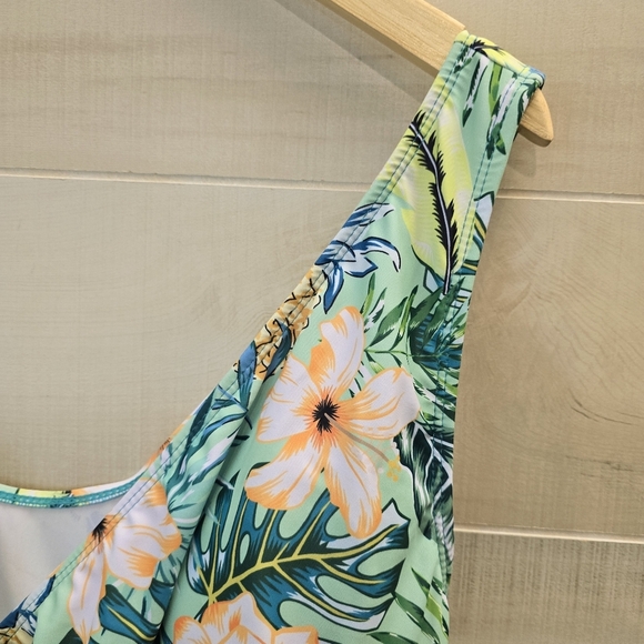 {3XL} NWOT SHEIN Tropical Splice Swimsuit Curve Plus Size Summer Beach Vacation - Picture 7 of 14